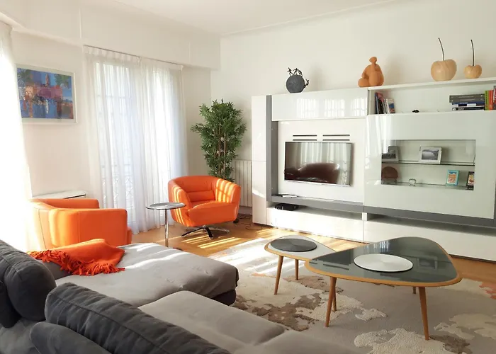 Appartement Luxueux 3p En Plein Cœur De *