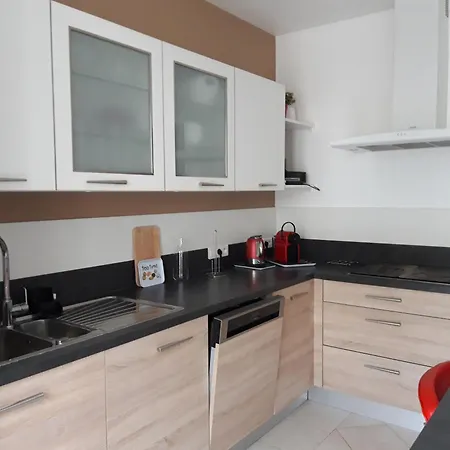 Apartment Luxueux 3p En Plein Coeur De *
